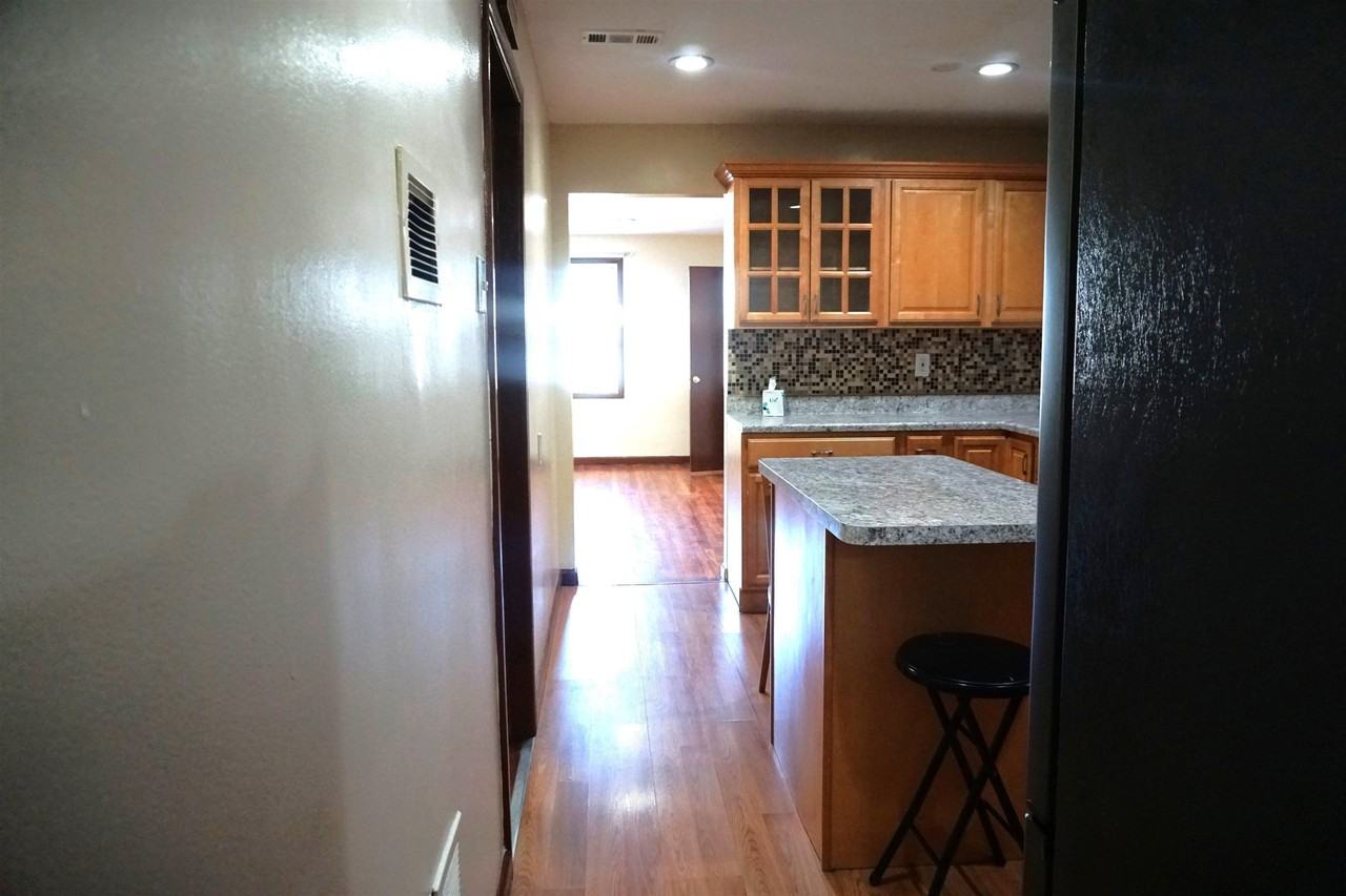 387 Cator Ave #2 - Photo 4 of 12