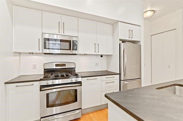 4 Beacon Way #222 - Photo 4 of 20