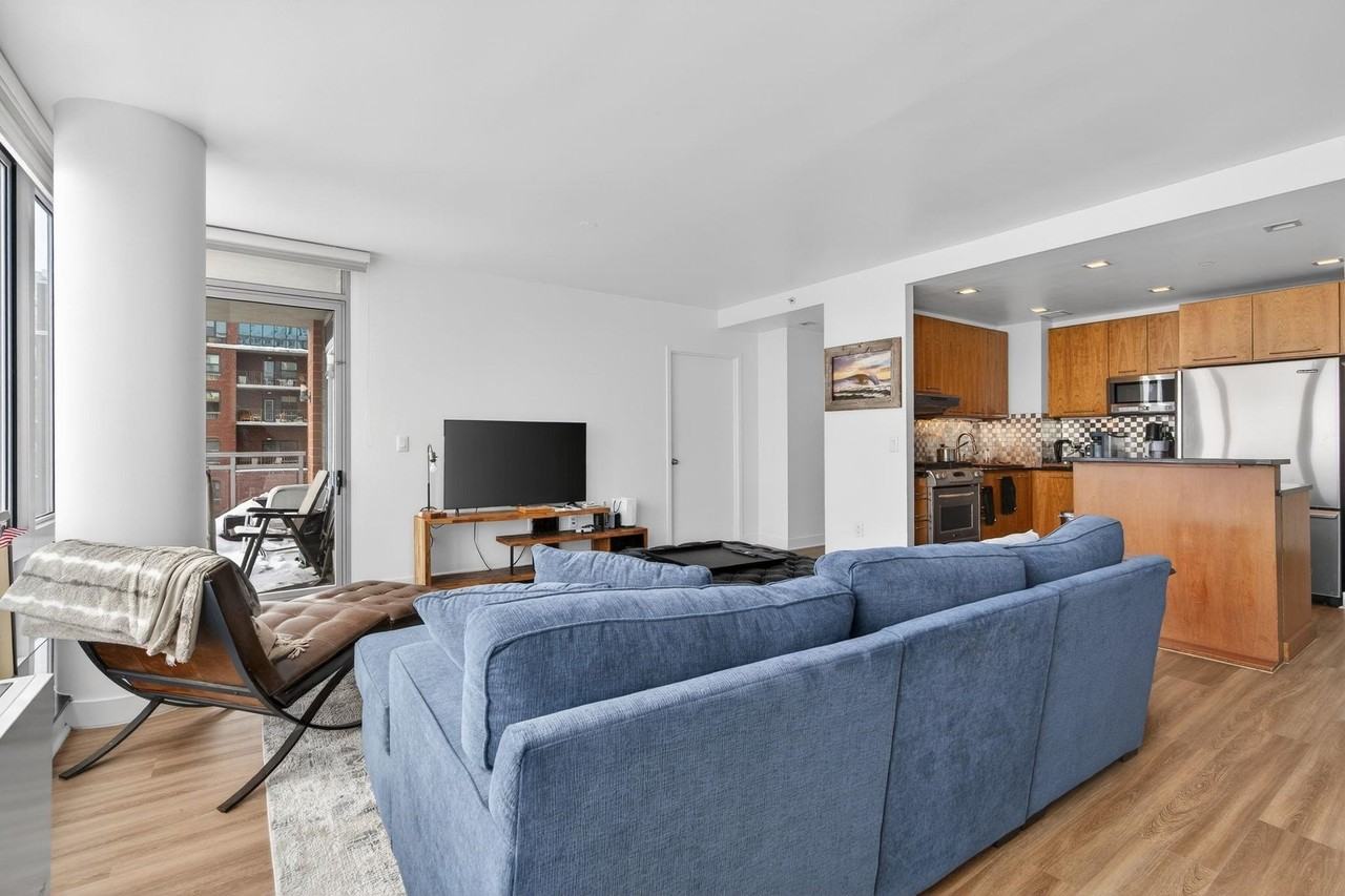 25 Hudson St #709 - Photo 7 of 23