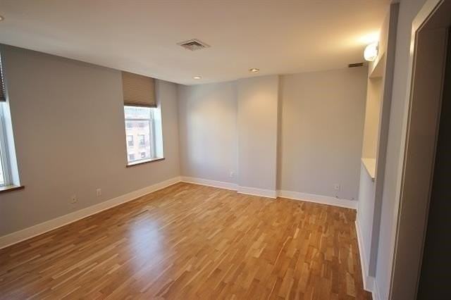 218 Washington St #4B - Photo 3 of 12