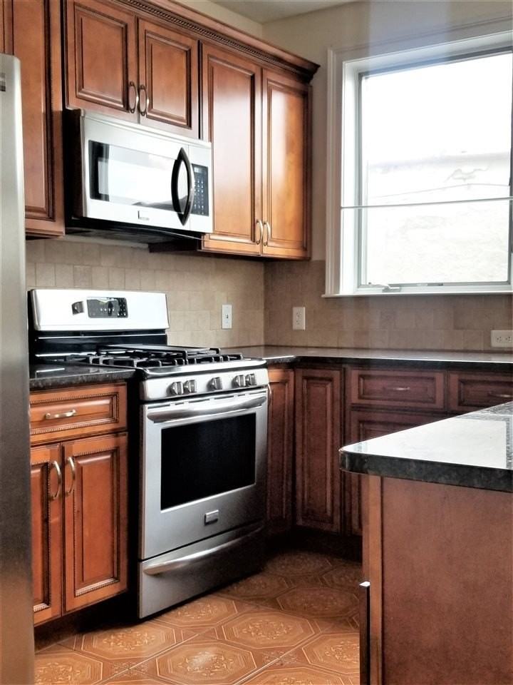 1000 West St #3A - Photo 2 of 22