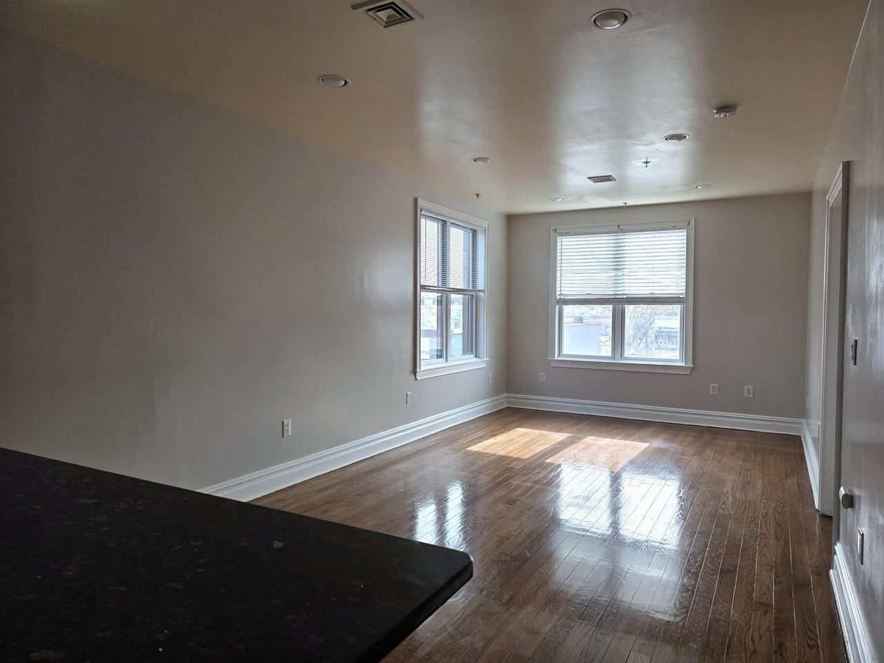 1000 West St #3A - Photo 5 of 22