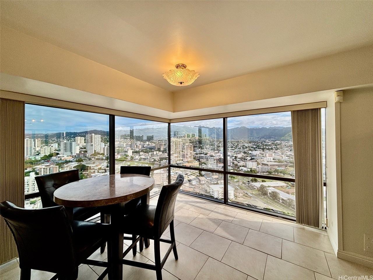 1750 Kalakaua Ave Apt 2704 #2704 - Photo 2 of 23