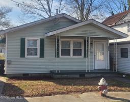 featured image of 415 Bell St