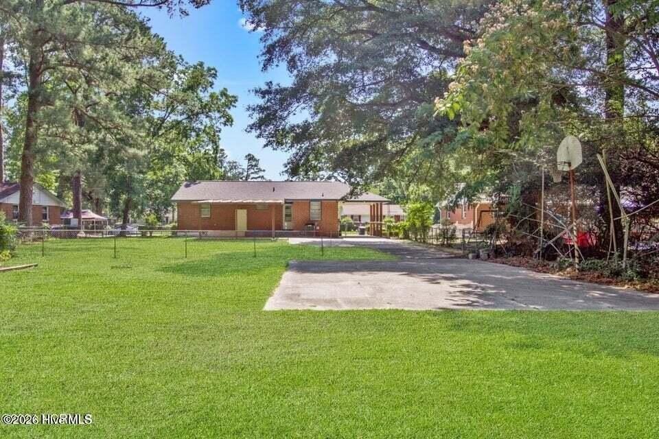 131 Cole Dr - Photo 5 of 24