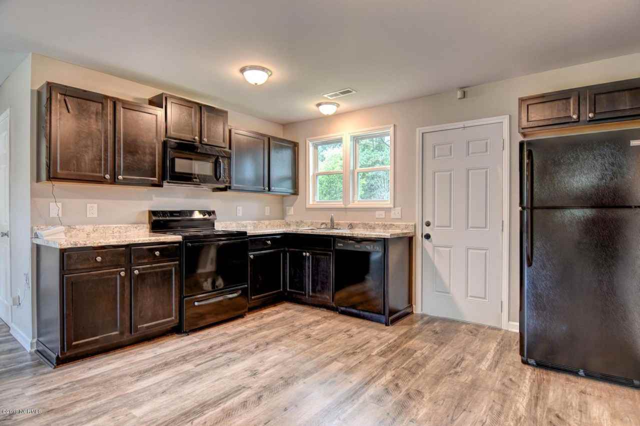 226 York St - Photo 6 of 18