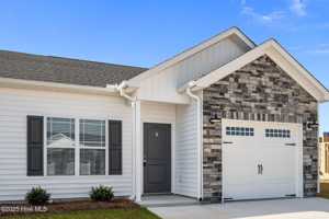 featured image of 4229 Laurel Ridge Dr Unit B #B