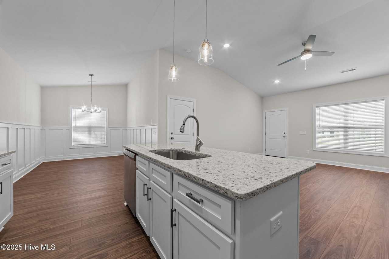 4229 Laurel Ridge Dr Unit B #B - Photo 6 of 22