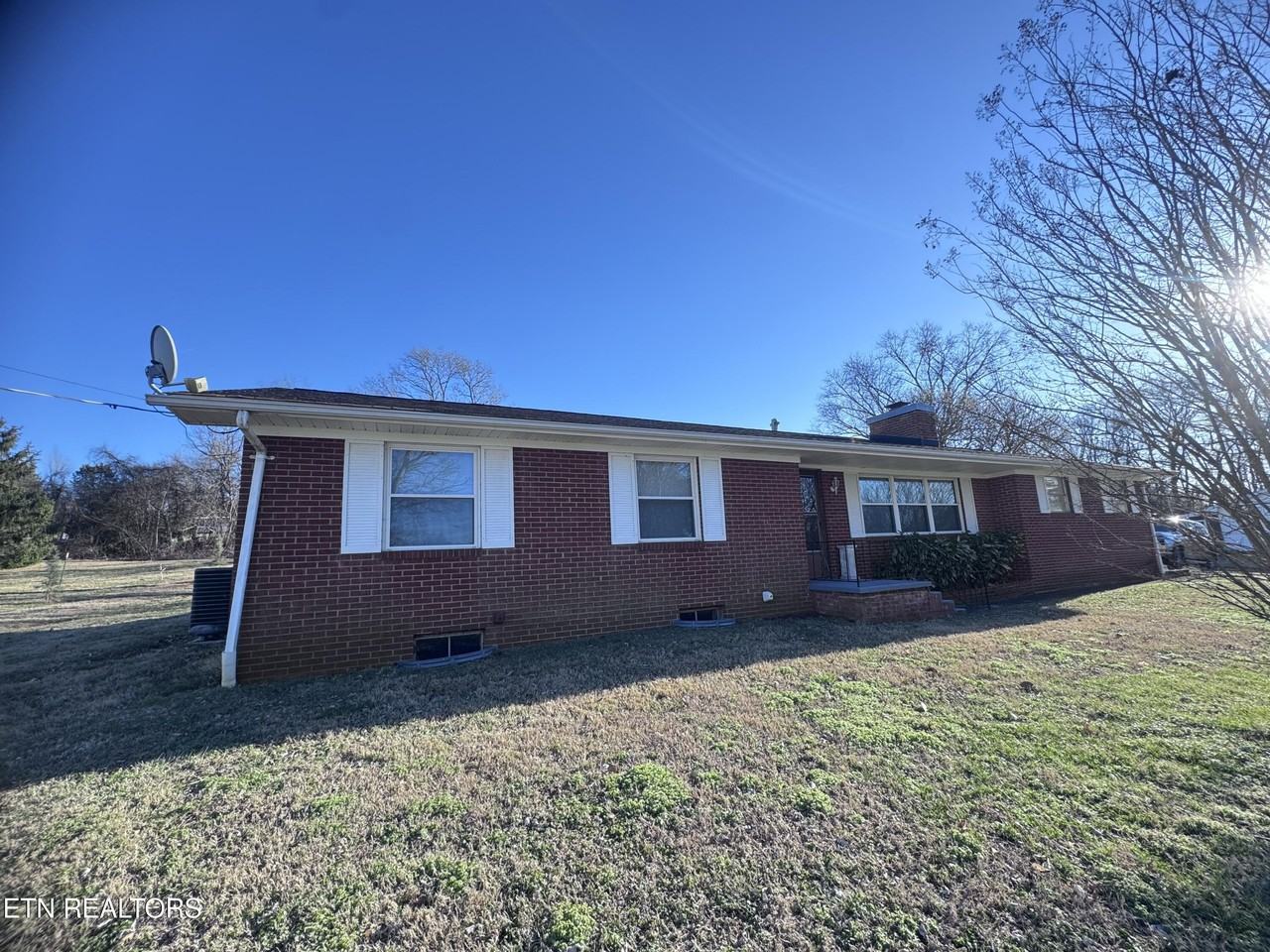 2743 Big Springs Rd - Photo 3 of 25