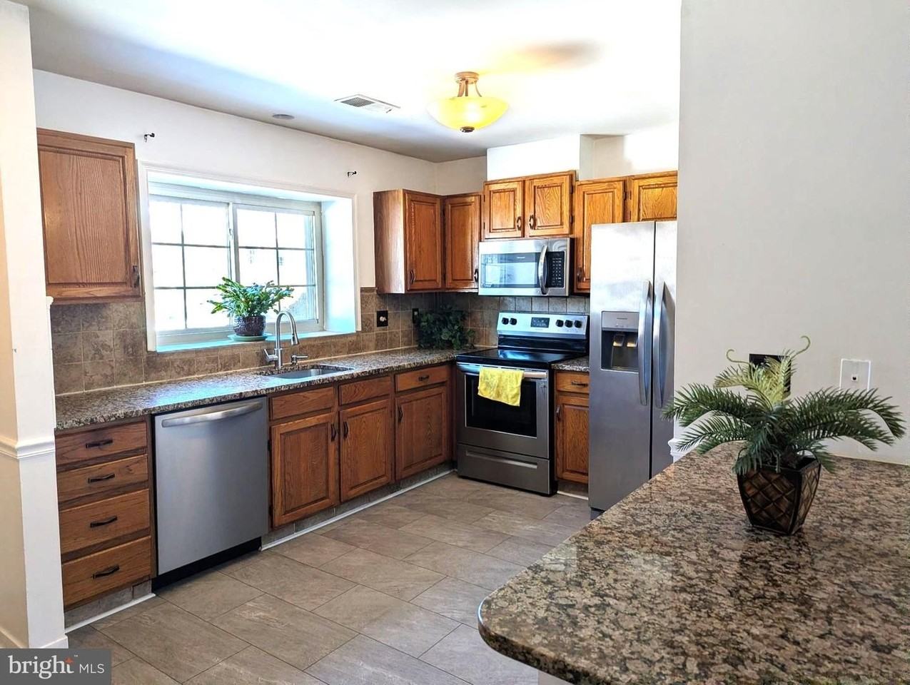 22 Bryce Ct - Photo 6 of 23