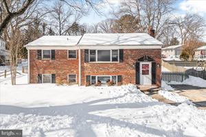 featured image of 15610 Bounds Ave