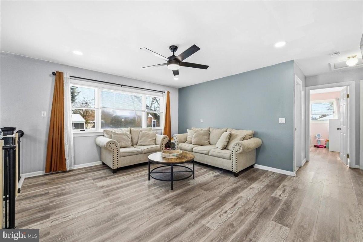 15610 Bounds Ave - Photo 6 of 28