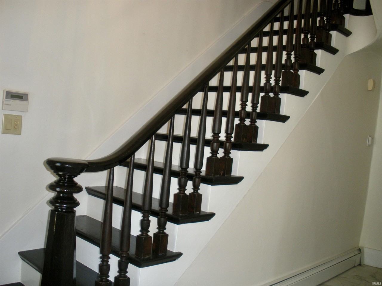 921 S Washington St - Photo 7 of 13