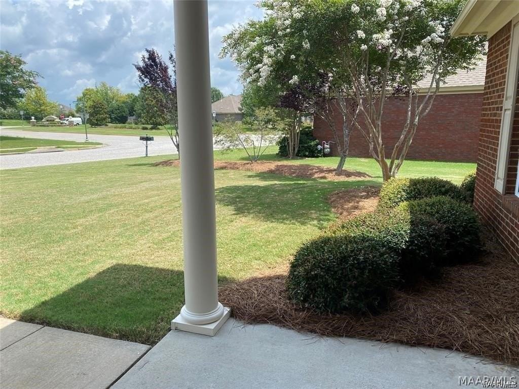 9501 Helmsley Cir - Photo 4 of 41