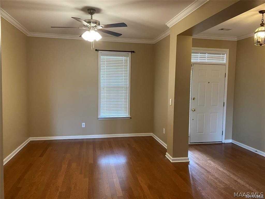 9501 Helmsley Cir - Photo 6 of 41