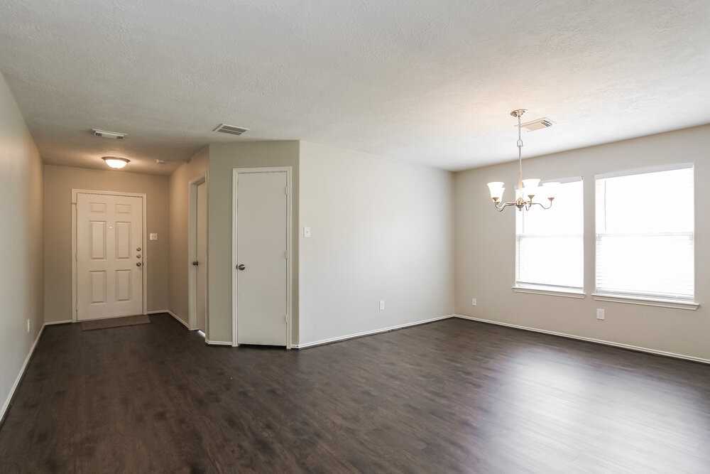 4931 Winding View Ln - Photo 5 of 16