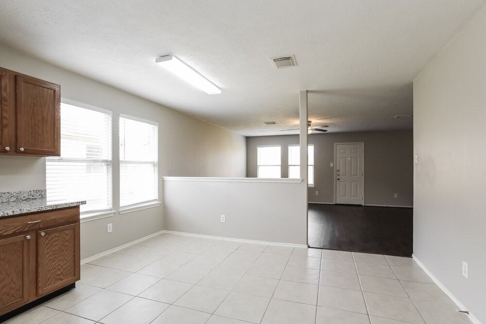 4931 Winding View Ln - Photo 6 of 16