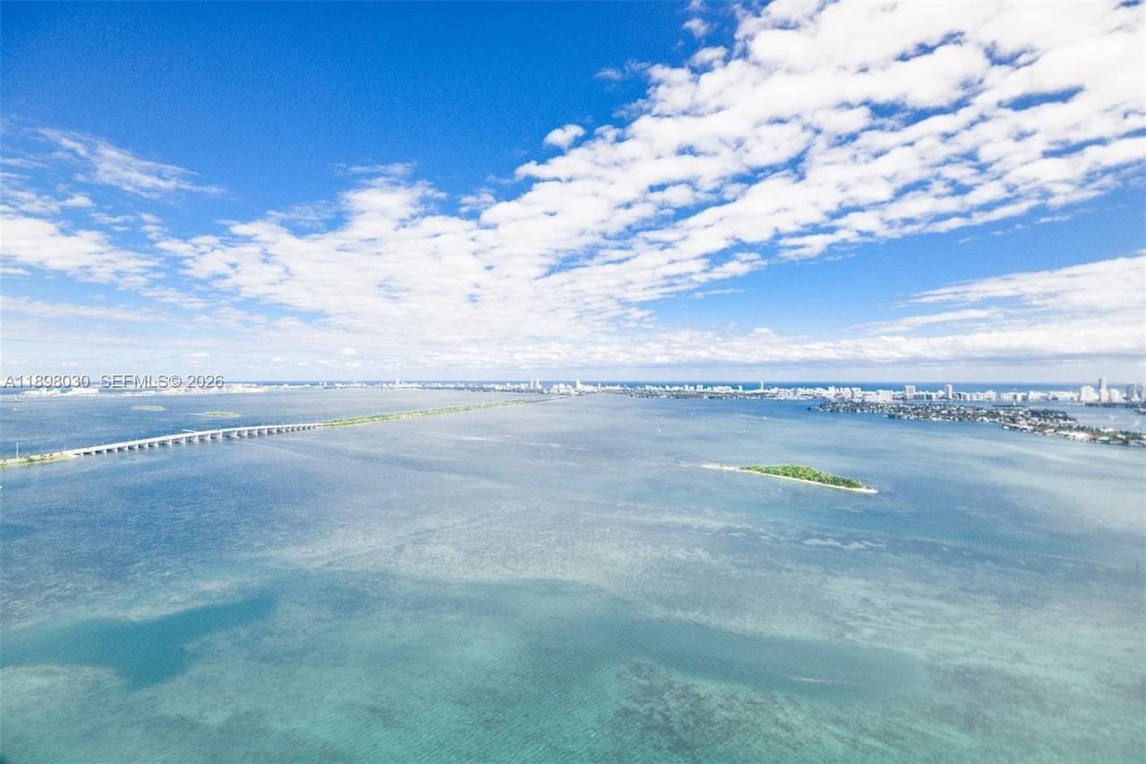 700 Ne 24th St #5107