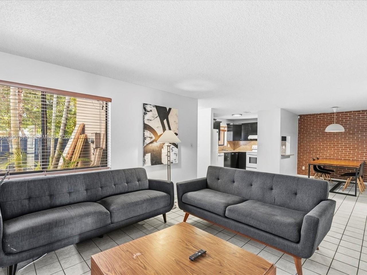 5020 Sw 40th Ave #5020 - Photo 5 of 14