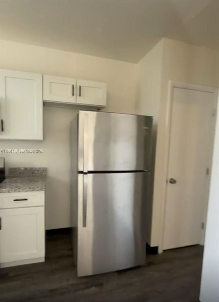 1191 Nw 8th Street Rd #07 - Photo 7 of 9