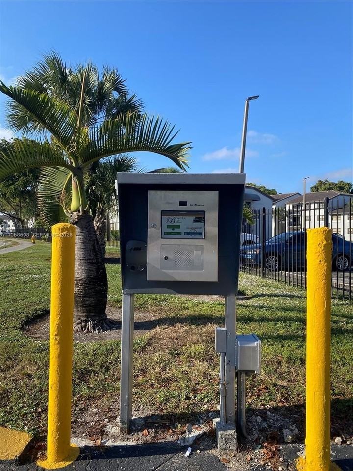 7175 Nw 179th St #302 - Photo 2 of 49