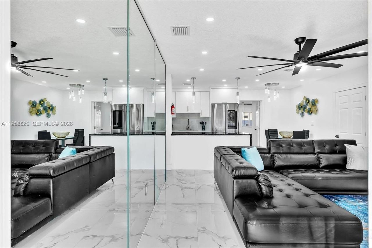 560 N Perviz Ave - Photo 6 of 40