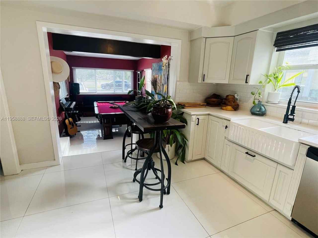 759 Ne 87th St - Photo 7 of 19