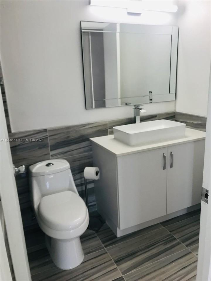 8211 Nw 191st St #3E - Photo 6 of 14