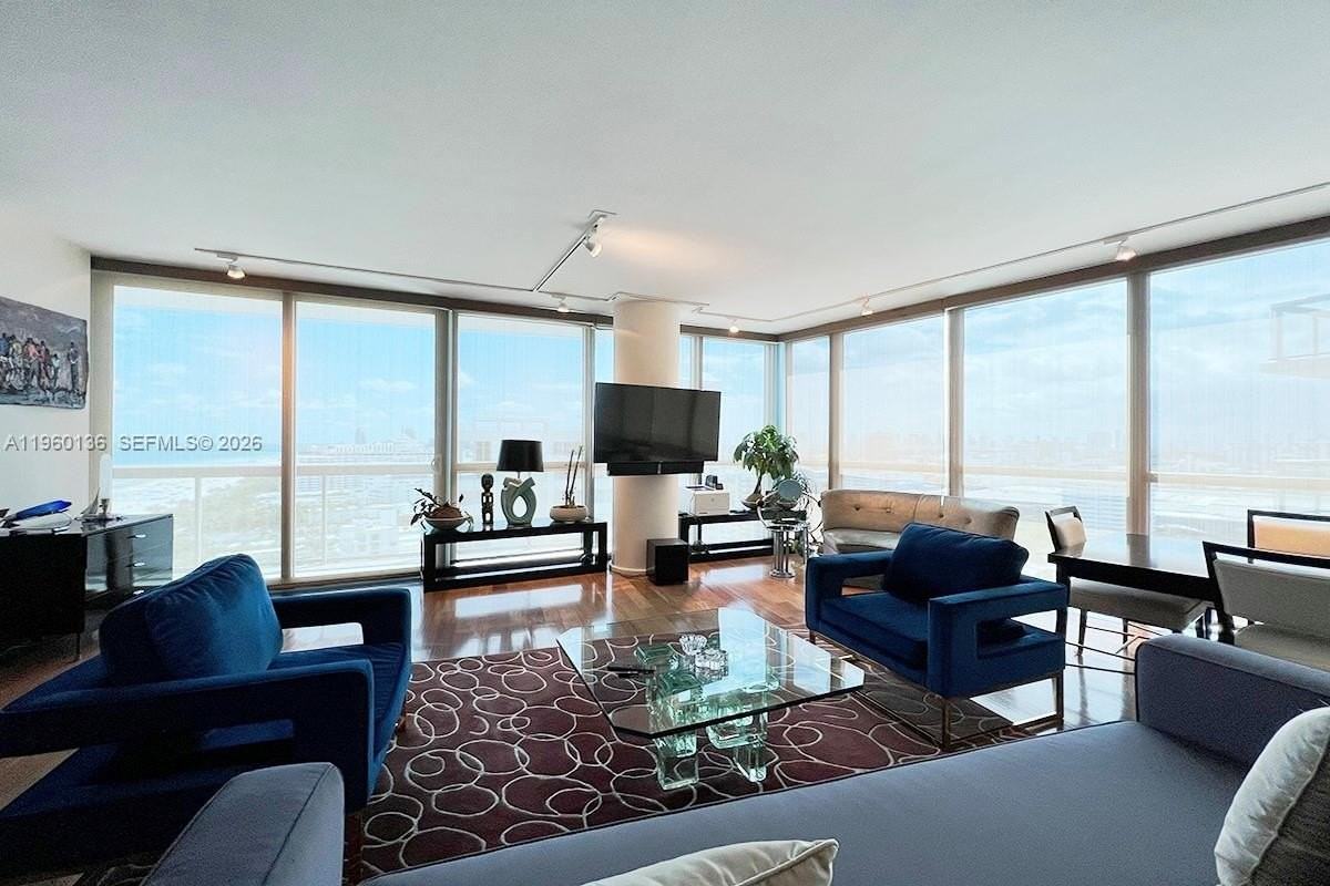 101 20th St #2506 - Photo 5 of 14