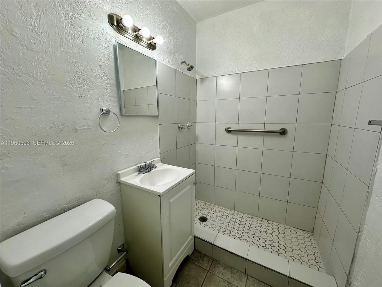 2987 Nw 46th St #2 - Photo 6 of 14