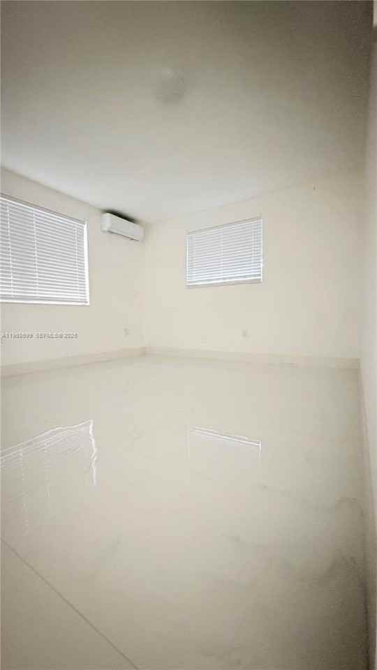 6700 Sw 97th Ave #B - Photo 4 of 7