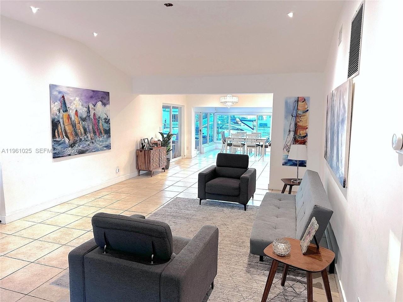 13000 Coronado Ln - Photo 6 of 26