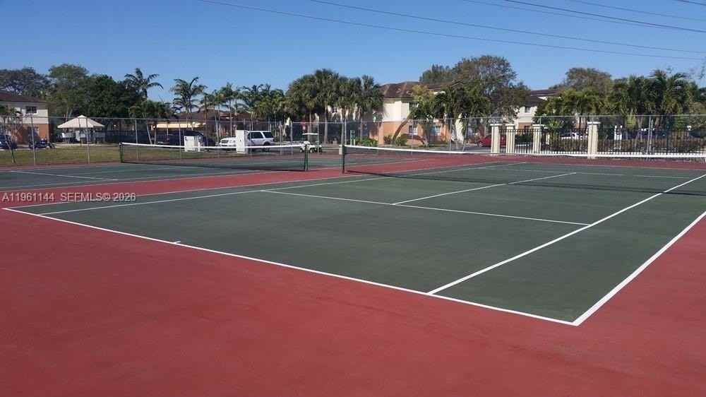 3700 N 56th Ave #1036 - Photo 6 of 21