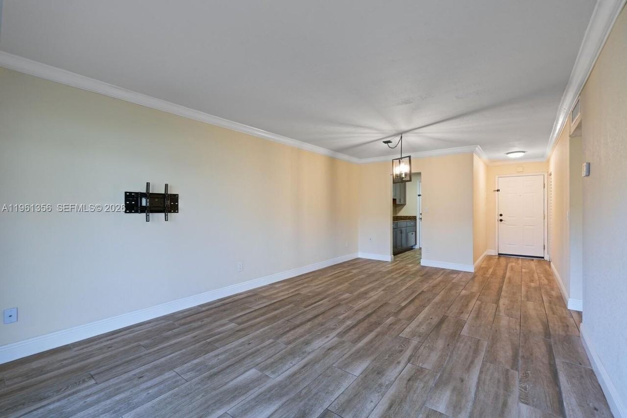 14500 Sw 88th Ave #104 - Photo 7 of 20