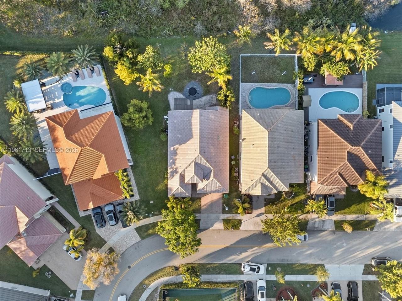 17491 Sw 33rd St - Photo 3 of 36