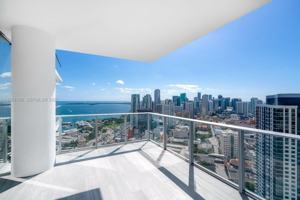 featured image of 851 Ne 1st Ave #3212