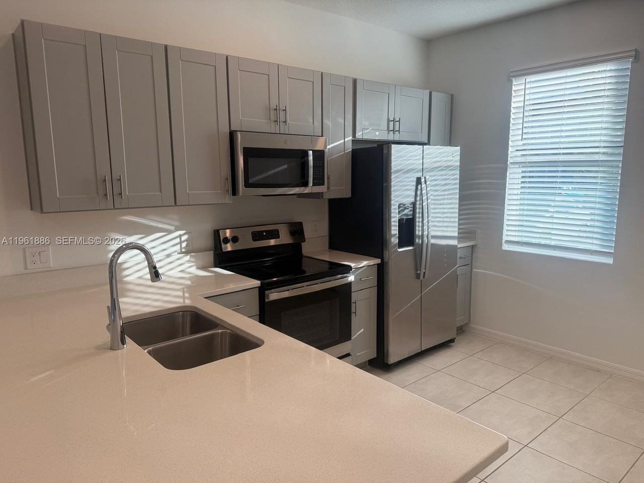 2025 Viewfinder St #2025 - Photo 3 of 14