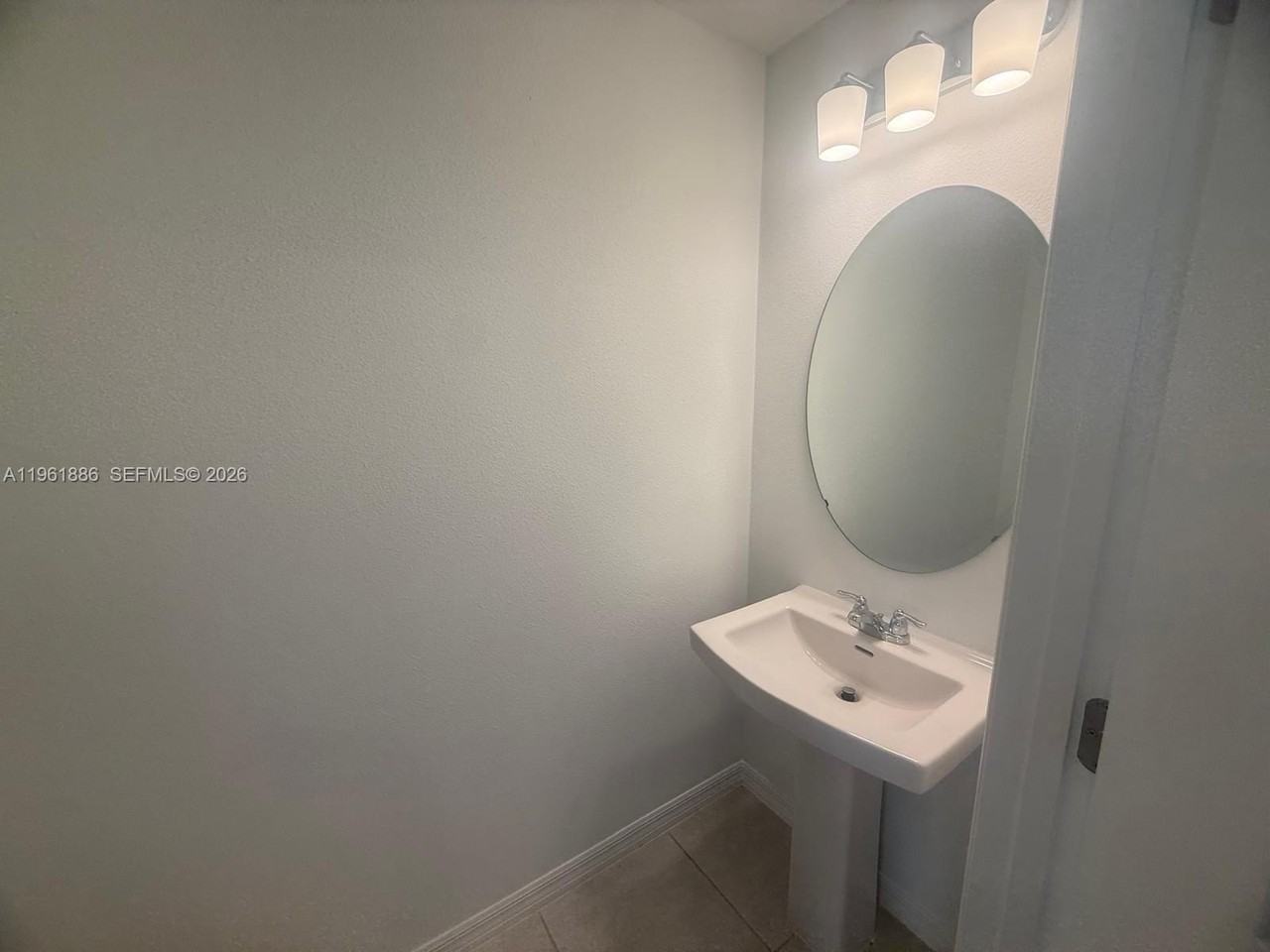 2025 Viewfinder St #2025 - Photo 7 of 14