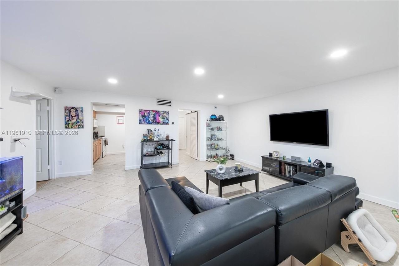 9971 W Bay Harbor Dr #206 - Photo 3 of 17