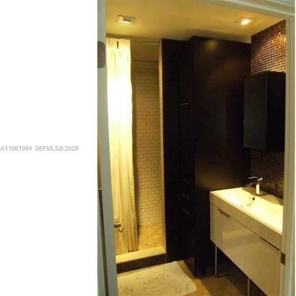 2642 Nw 33rd St #1905 - Photo 3 of 8