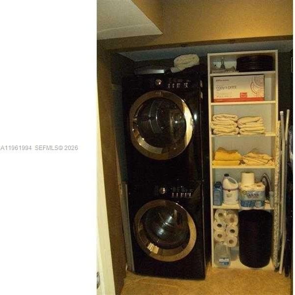 2642 Nw 33rd St #1905 - Photo 6 of 8