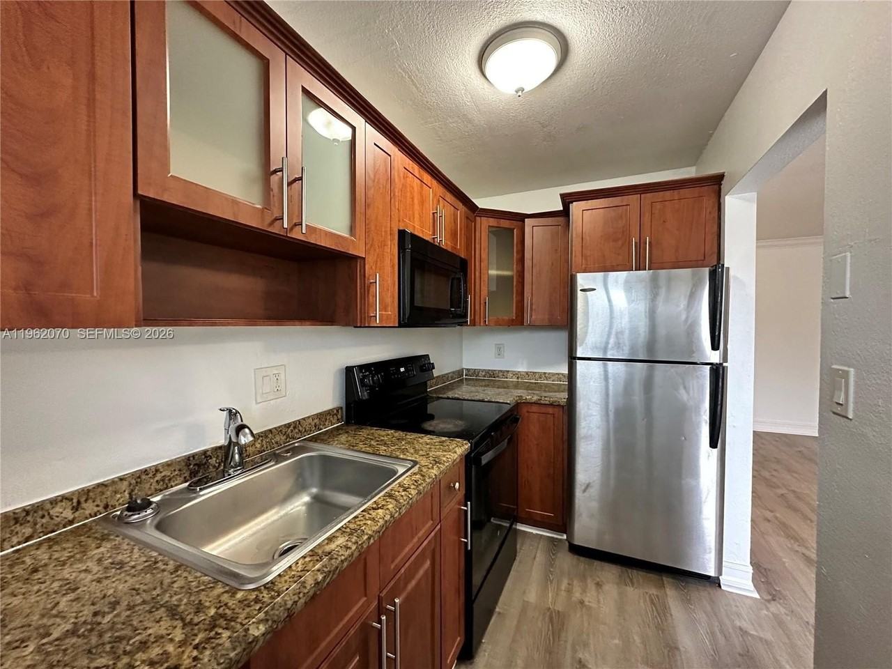 1400 Ne 56th St #310 - Photo 3 of 29