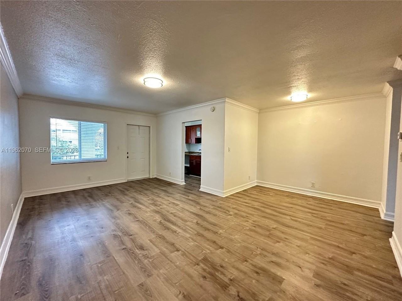 1400 Ne 56th St #310 - Photo 4 of 29