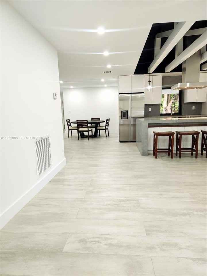 470 Petersburg Ter #470 - Photo 7 of 50