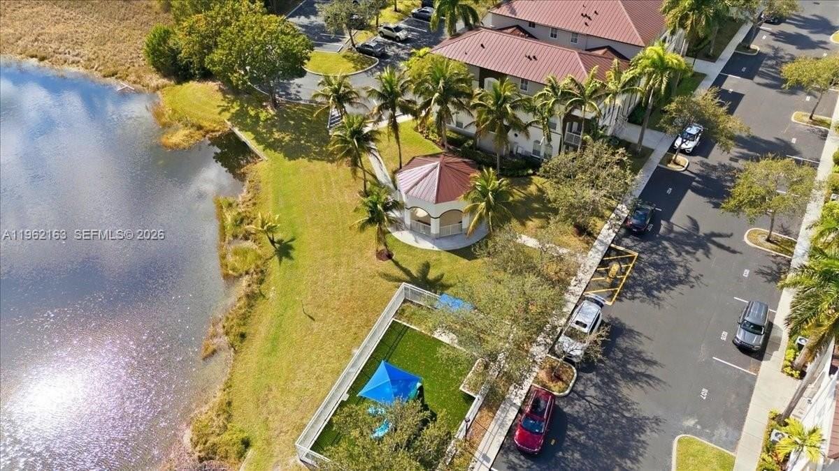 4435 Sw 160th Ave #214 - Photo 5 of 42