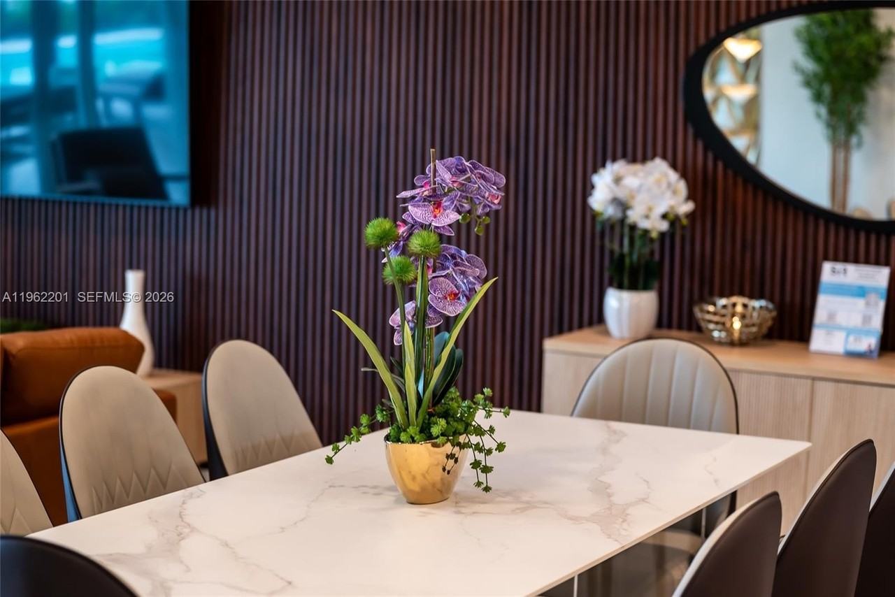 21320 Ne 25th Ct - Photo 6 of 40