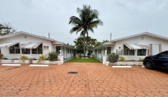 823 Ne 10th St #3 - Photo 1 of 1