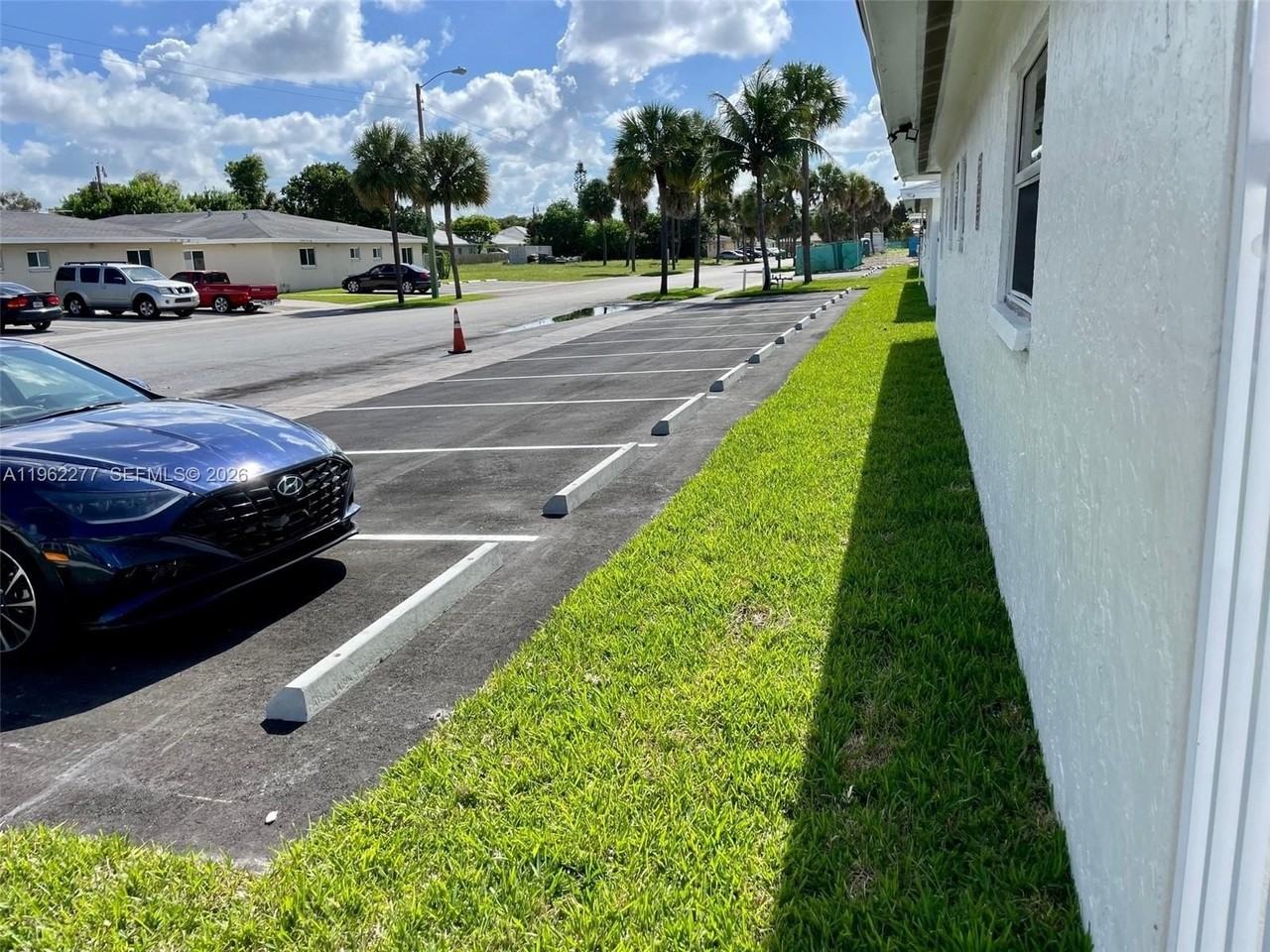 5701 Nw 28th St #1-3 - Photo 3 of 34