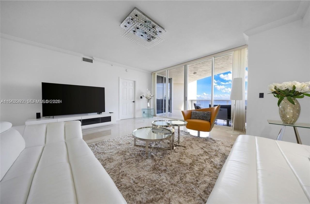 3200 N Ocean Blvd #1404 - Photo 5 of 38