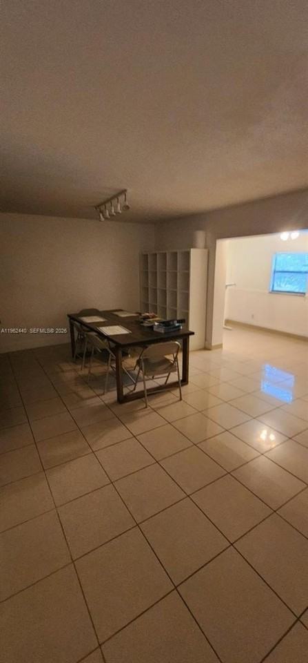 23 N Valencia Dr #2-32 - Photo 3 of 16